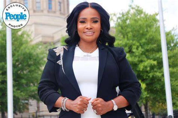 Dr. Heavenly Kimes Biography