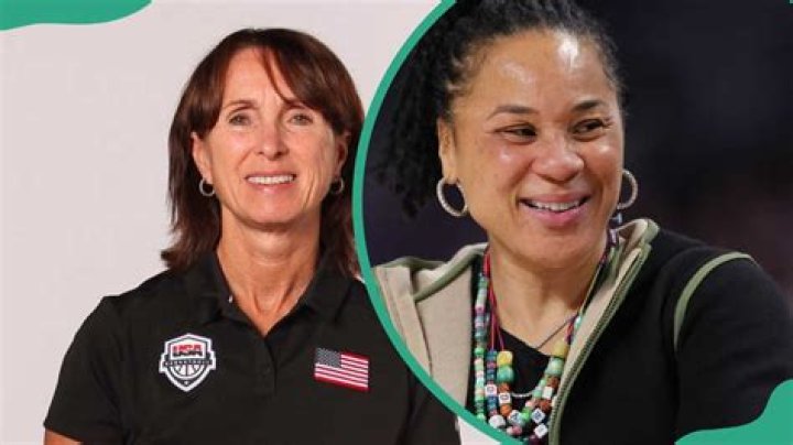 Dawn Staley son: Does Dawn Staley have a male child? 1 lisa boyer and dawn staley e1649124154282