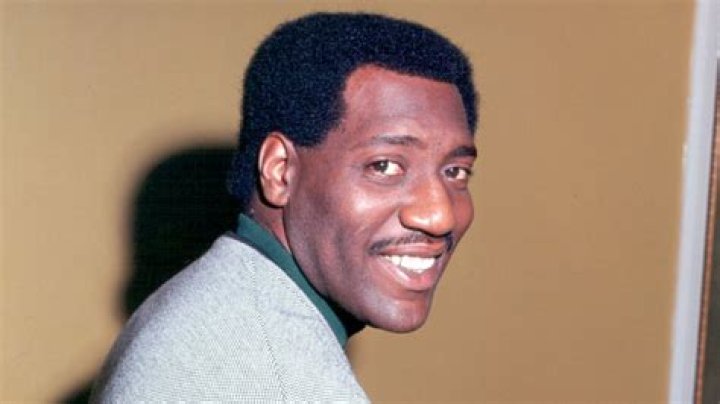 Who was with Otis Redding when he died? 1 the number one hit otis redding recorded just before his death 1602335516