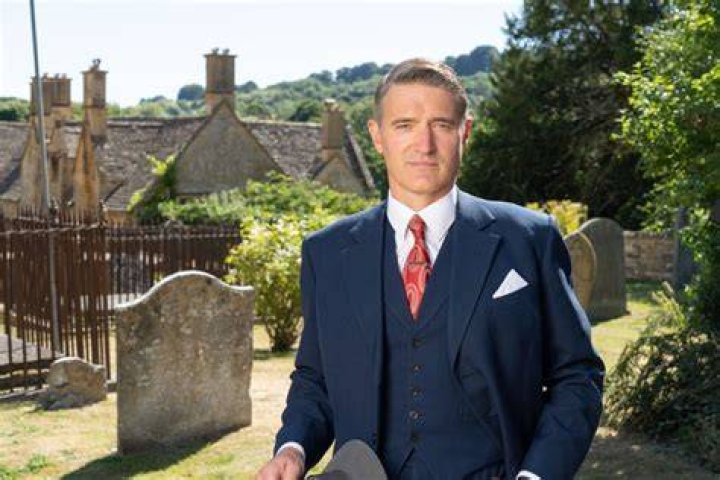 Tom Chambers as Inspector Sullivan and John Burton as Sergeant Goodfellow in 'Father Brown' Season 11