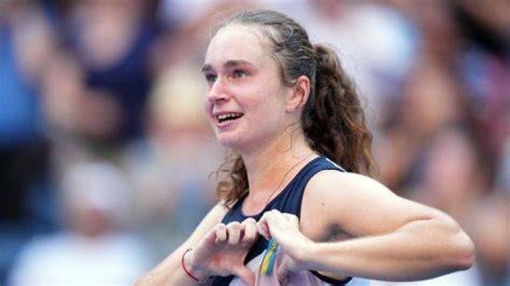 Where did Daria Snigur go to school? 1 Where did Daria Snigur go to school